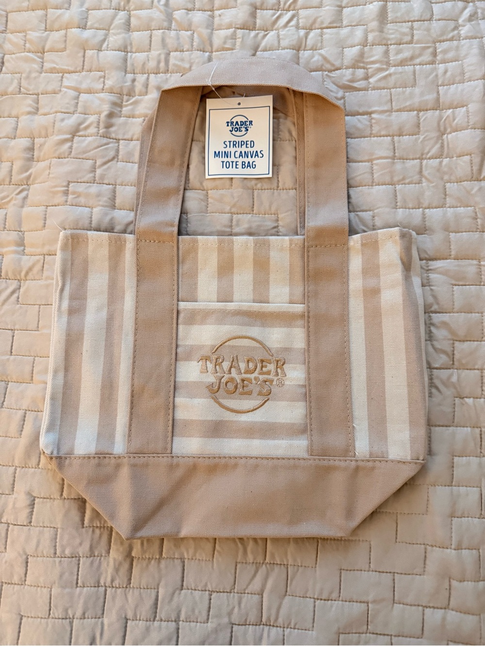 Trader Joe’s Mini Pastel Stripe Canvas Tote Bag Limited Edition Set Of 4 NEW - Picture 9 of 11